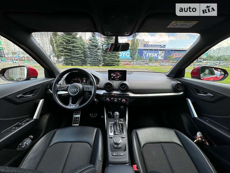 Позашляховик / Кросовер Audi Q2 2017 в Києві