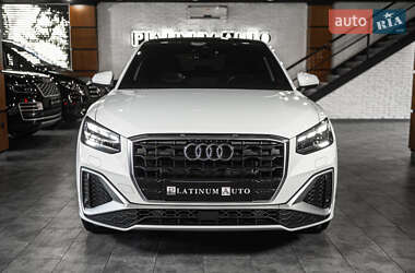 Внедорожник / Кроссовер Audi Q2 2022 в 