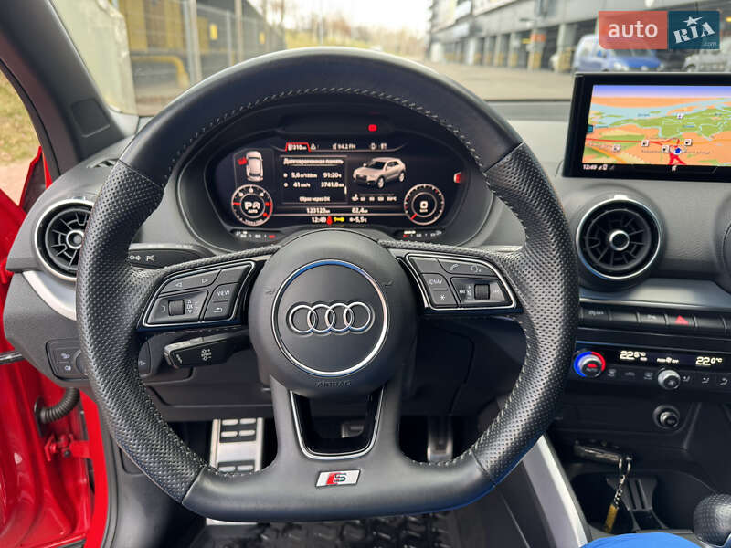 Позашляховик / Кросовер Audi Q2 2018 в Києві
