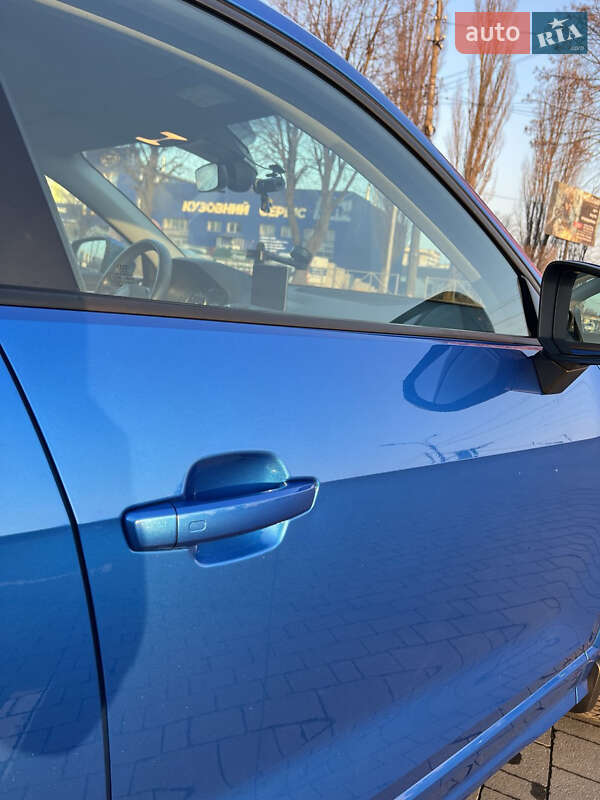 Внедорожник / Кроссовер Audi Q2 2017 в Хмельницком