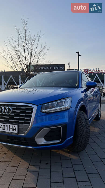 Внедорожник / Кроссовер Audi Q2 2017 в Хмельницком