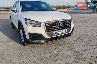 Позашляховик / Кросовер Audi Q2 2017 в Києві