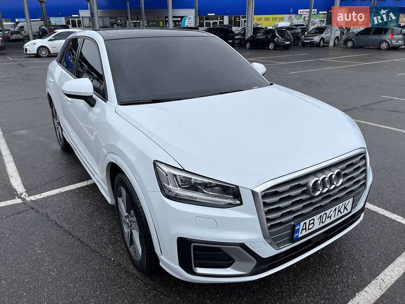 Позашляховик / Кросовер Audi Q2 2020 в Вінниці