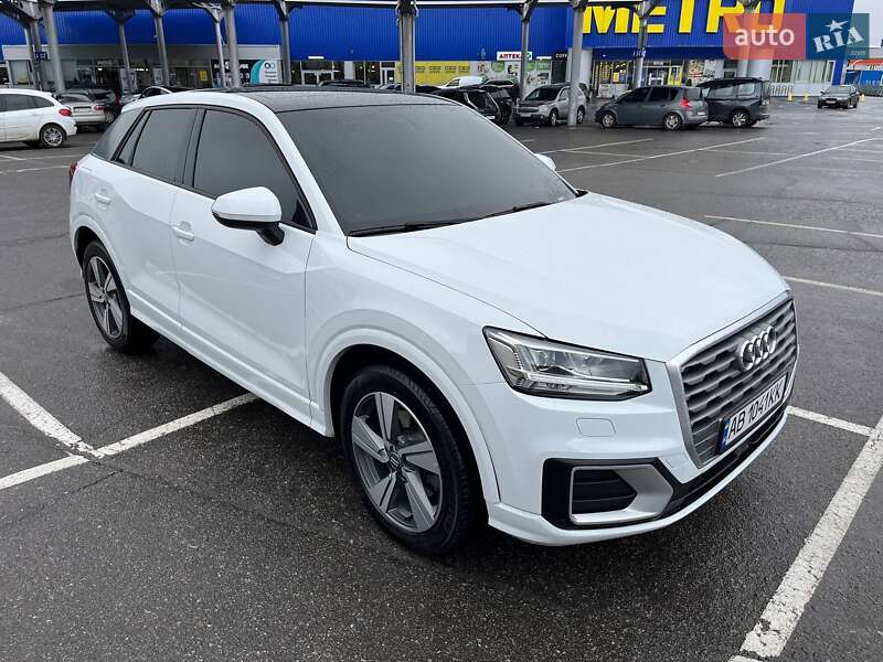 Позашляховик / Кросовер Audi Q2 2020 в Вінниці