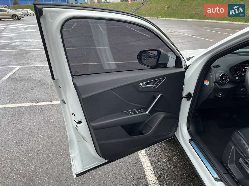 Позашляховик / Кросовер Audi Q2 2020 в Вінниці