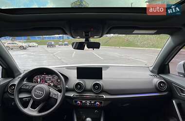 Внедорожник / Кроссовер Audi Q2 2020 в 