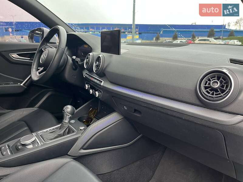 Позашляховик / Кросовер Audi Q2 2020 в Вінниці