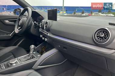 Внедорожник / Кроссовер Audi Q2 2020 в 