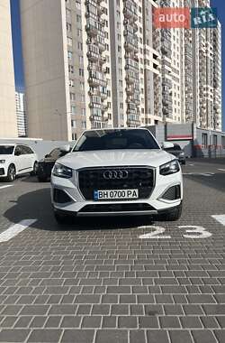 Внедорожник / Кроссовер Audi Q2 2023 в 