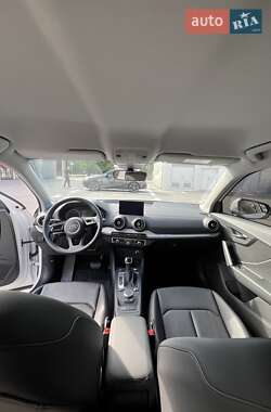 Внедорожник / Кроссовер Audi Q2 2023 в 