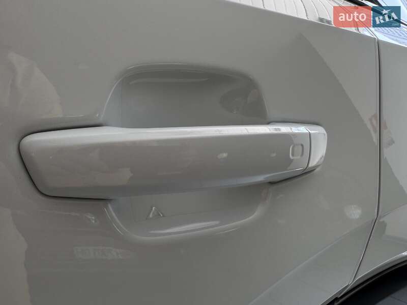 Внедорожник / Кроссовер Audi Q2 2023 в Одессе