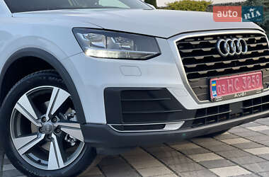 Внедорожник / Кроссовер Audi Q2 2017 в 