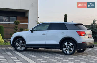Внедорожник / Кроссовер Audi Q2 2017 в 