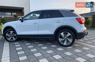 Внедорожник / Кроссовер Audi Q2 2017 в 