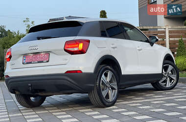 Внедорожник / Кроссовер Audi Q2 2017 в 