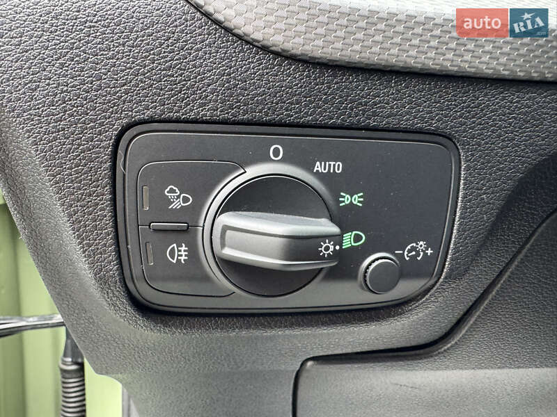 Внедорожник / Кроссовер Audi Q2 2020 в Стрые
