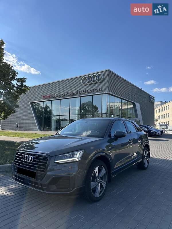 Позашляховик / Кросовер Audi Q2 2017 в Києві
