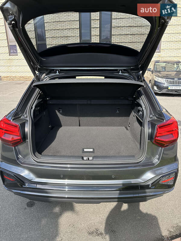 Внедорожник / Кроссовер Audi Q2 2021 в Киеве
