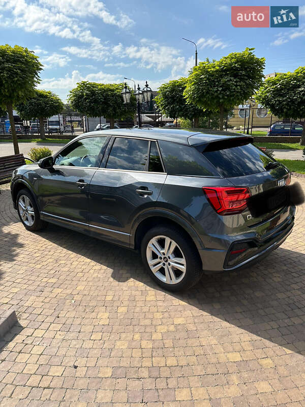 Внедорожник / Кроссовер Audi Q2 2021 в Киеве