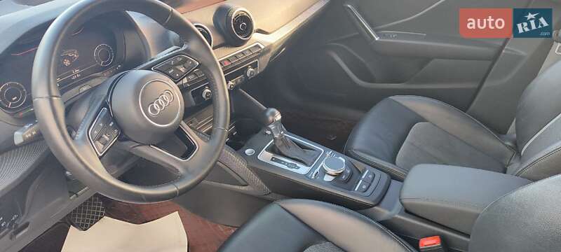Позашляховик / Кросовер Audi Q2 2019 в Києві фото 10 Позашляховик / Кросовер Audi Q2 2019 в Києві