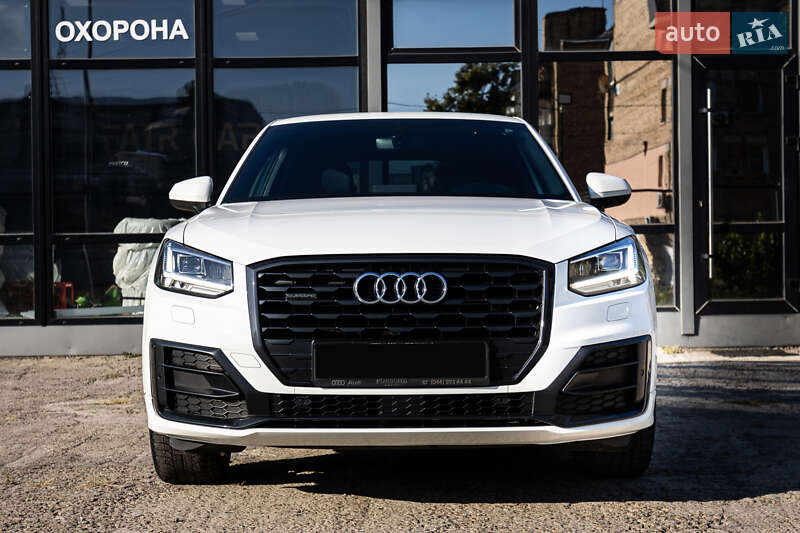 Позашляховик / Кросовер Audi Q2 2019 в Києві