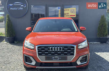 Внедорожник / Кроссовер Audi Q2 2016 в 