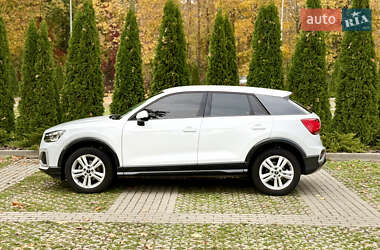 Внедорожник / Кроссовер Audi Q2 2023 в 