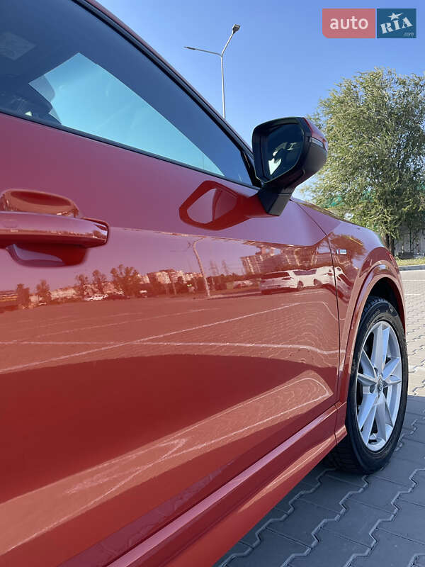 Позашляховик / Кросовер Audi Q2 2016 в Києві фото 15 Позашляховик / Кросовер Audi Q2 2016 в Києві