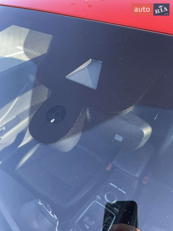 Позашляховик / Кросовер Audi Q2 2016 в Києві фото 19 Позашляховик / Кросовер Audi Q2 2016 в Києві