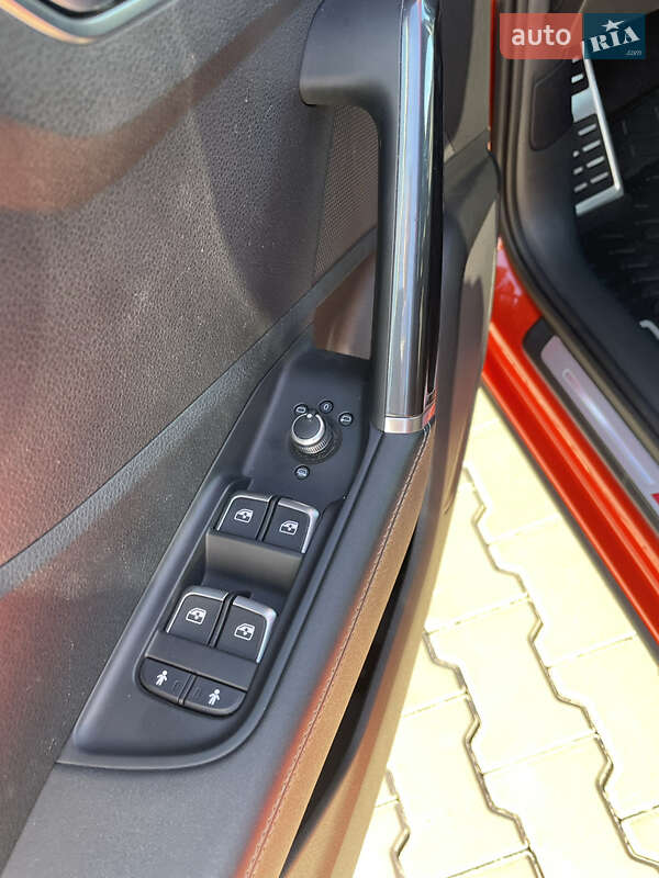 Позашляховик / Кросовер Audi Q2 2016 в Києві фото 22 Позашляховик / Кросовер Audi Q2 2016 в Києві