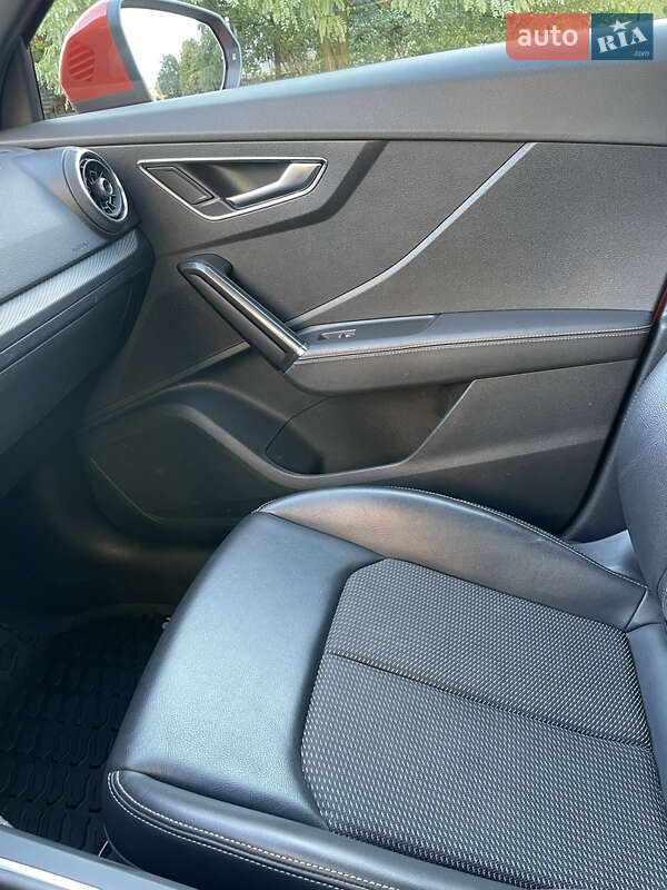 Позашляховик / Кросовер Audi Q2 2016 в Києві фото 41 Позашляховик / Кросовер Audi Q2 2016 в Києві