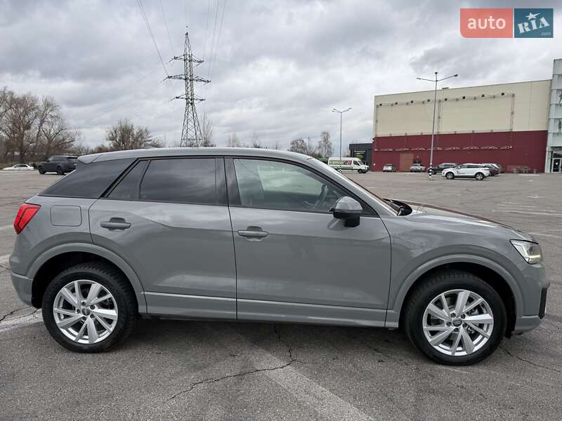 Позашляховик / Кросовер Audi Q2 2018 в Києві