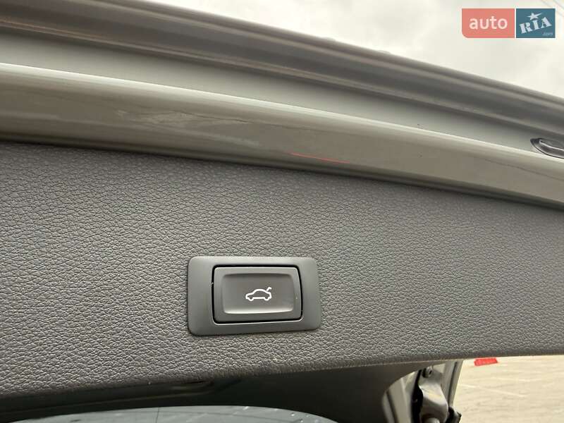 Позашляховик / Кросовер Audi Q2 2018 в Києві