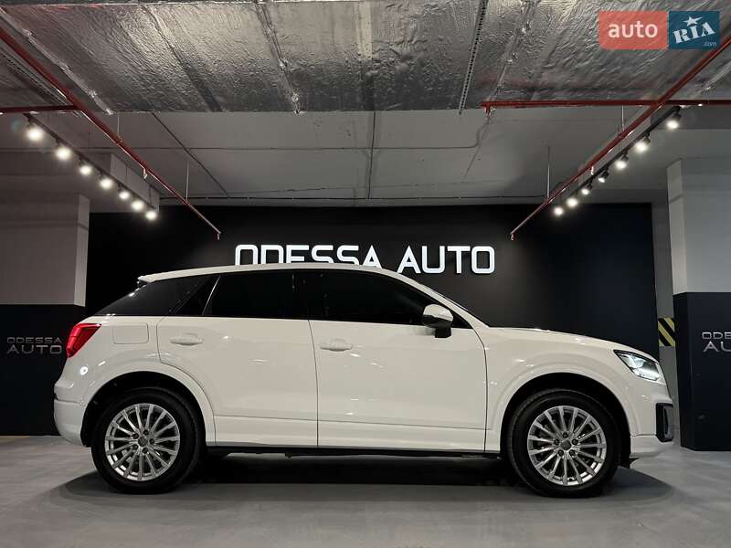 Внедорожник / Кроссовер Audi Q2 2017 в Одессе