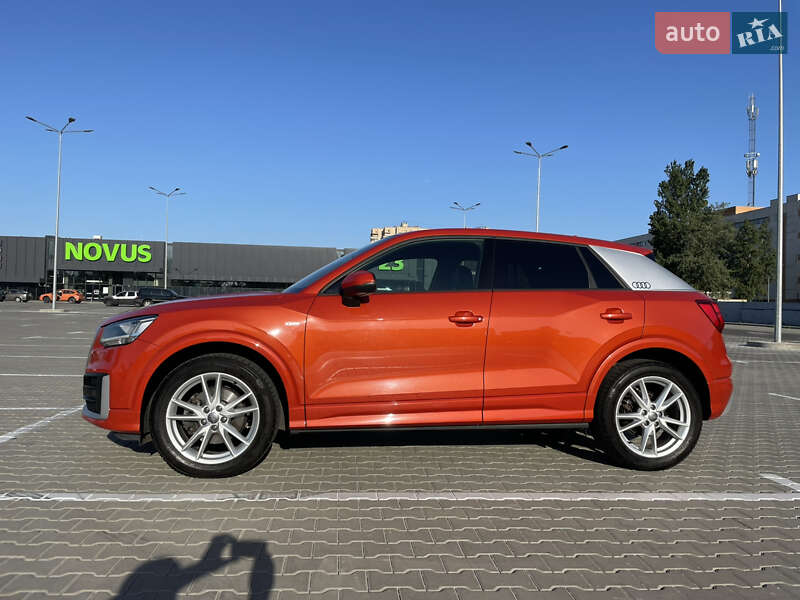 Позашляховик / Кросовер Audi Q2 2016 в Києві