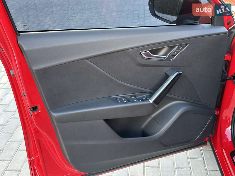 Внедорожник / Кроссовер Audi Q2 2017 в Виннице