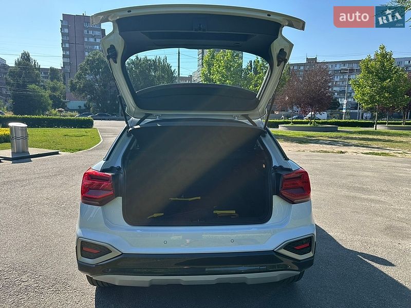 Внедорожник / Кроссовер Audi Q2 2023 в Днепре