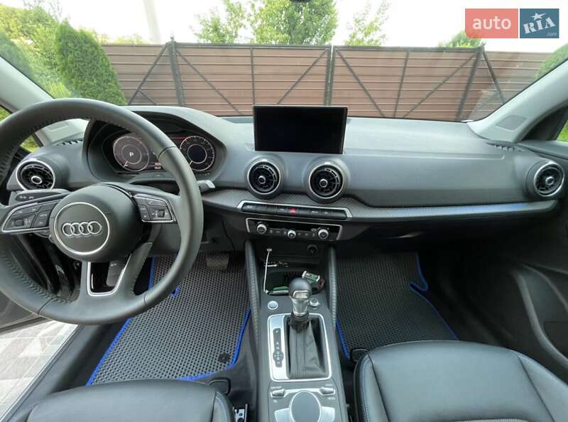 Позашляховик / Кросовер Audi Q2L e-tron 2021 в Полтаві