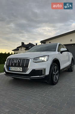 Внедорожник / Кроссовер Audi Q2L e-tron 2021 в 