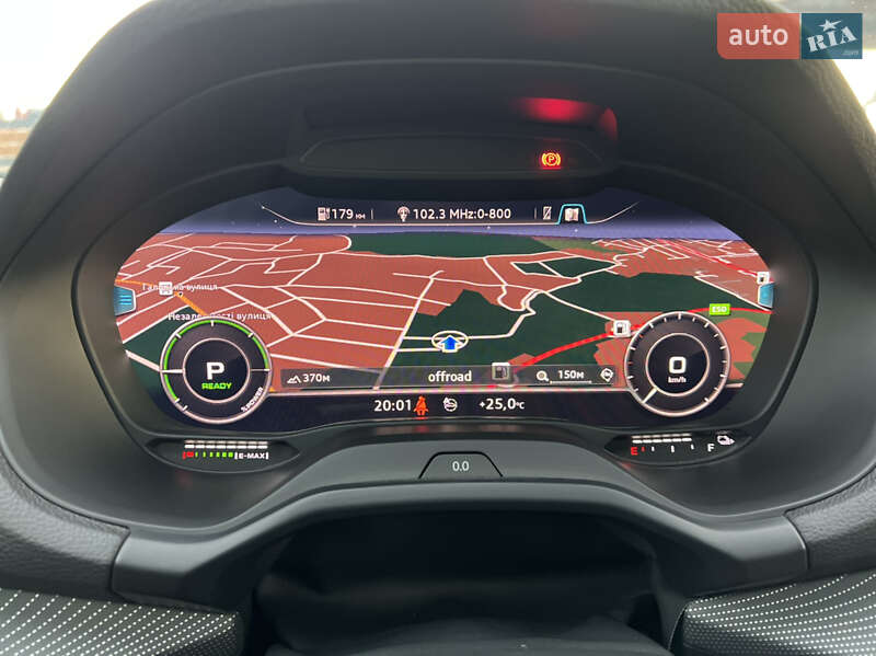 Позашляховик / Кросовер Audi Q2L e-tron 2021 в Тернополі