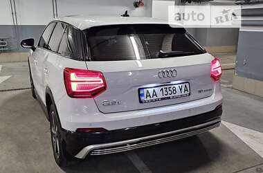 Позашляховик / Кросовер Audi Q2L e-tron 2021 в Києві