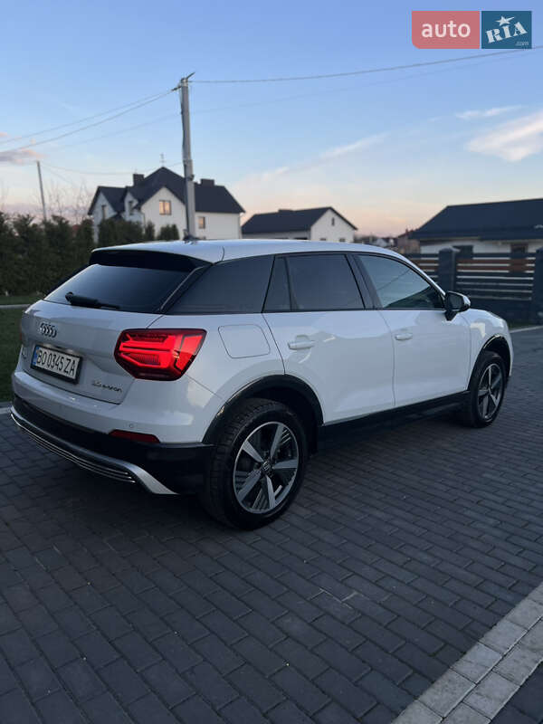 Позашляховик / Кросовер Audi Q2L e-tron 2021 в Тернополі