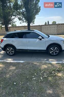 Внедорожник / Кроссовер Audi Q2L e-tron 2019 в 