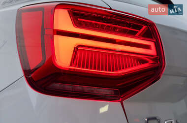Позашляховик / Кросовер Audi Q2L e-tron 2022 в 