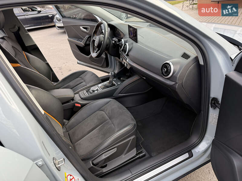Позашляховик / Кросовер Audi Q2L e-tron 2022 в Вінниці
