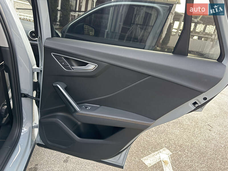 Позашляховик / Кросовер Audi Q2L e-tron 2022 в Вінниці