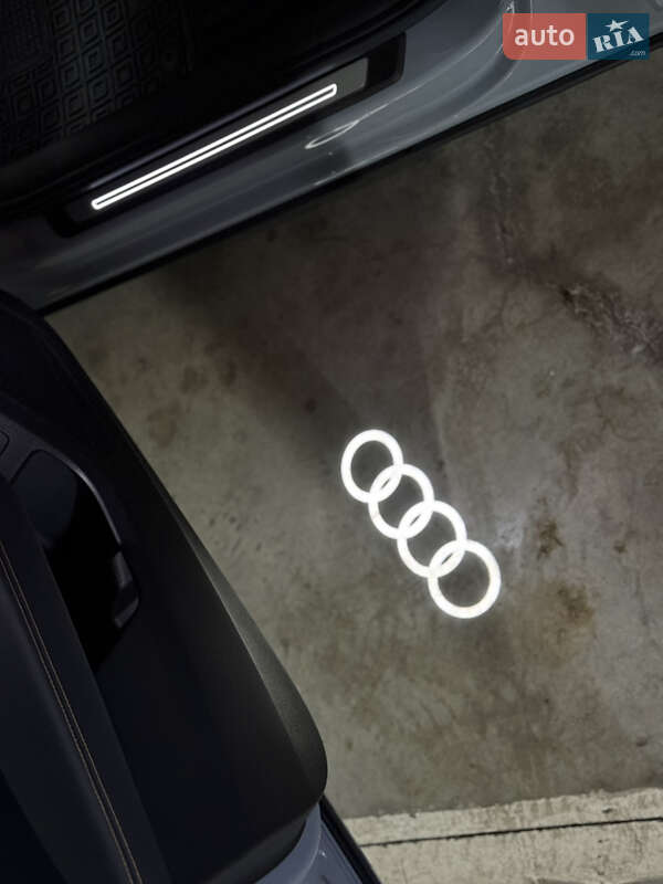 Позашляховик / Кросовер Audi Q2L e-tron 2022 в Вінниці