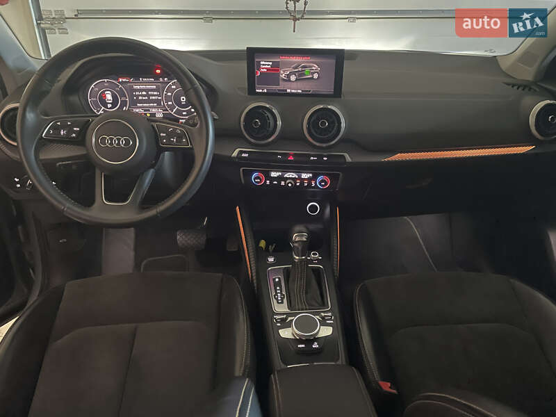 Внедорожник / Кроссовер Audi Q2L e-tron 2022 в Ивано-Франковске