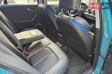 Позашляховик / Кросовер Audi Q2L e-tron 2021 в 