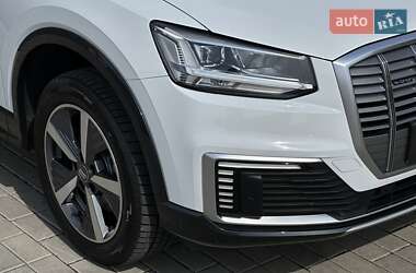Внедорожник / Кроссовер Audi Q2L e-tron 2021 в 